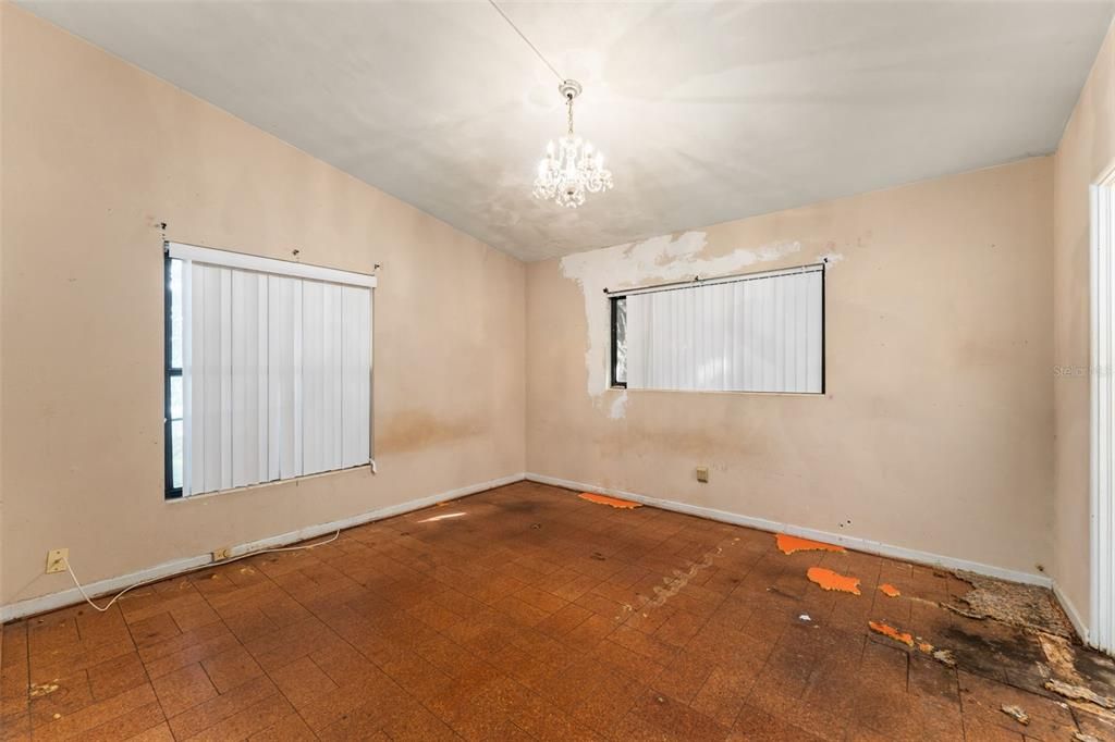 Active With Contract: $499,000 (3 beds, 2 baths, 1125 Square Feet)