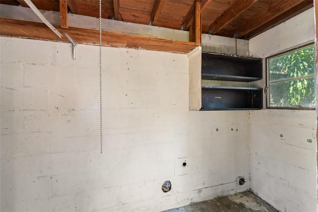 Active With Contract: $499,000 (3 beds, 2 baths, 1125 Square Feet)