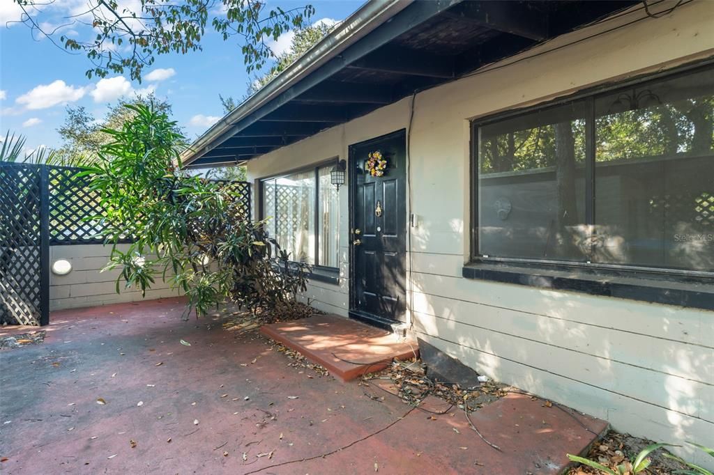 Active With Contract: $499,000 (3 beds, 2 baths, 1125 Square Feet)