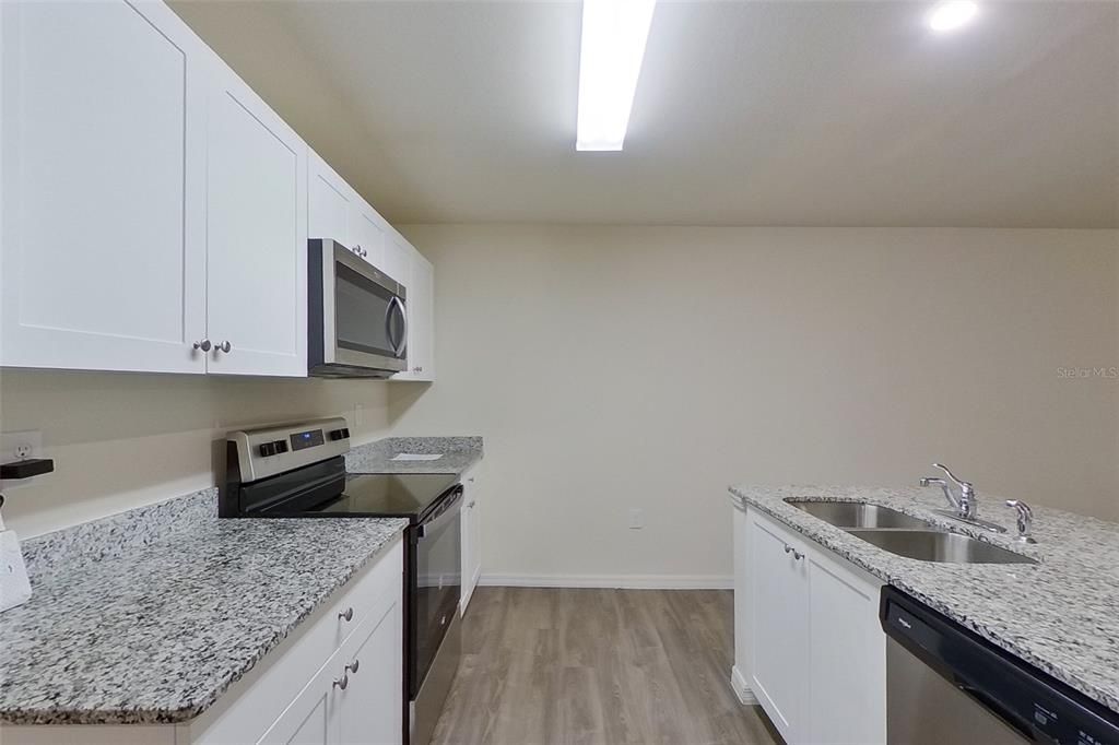 En Renta: $1,690 (3 camas, 2 baños, 1400 Pies cuadrados)