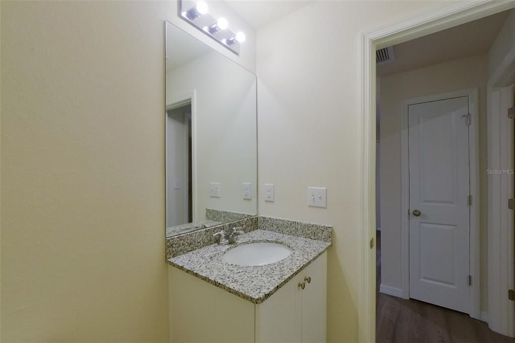 En Renta: $1,690 (3 camas, 2 baños, 1400 Pies cuadrados)