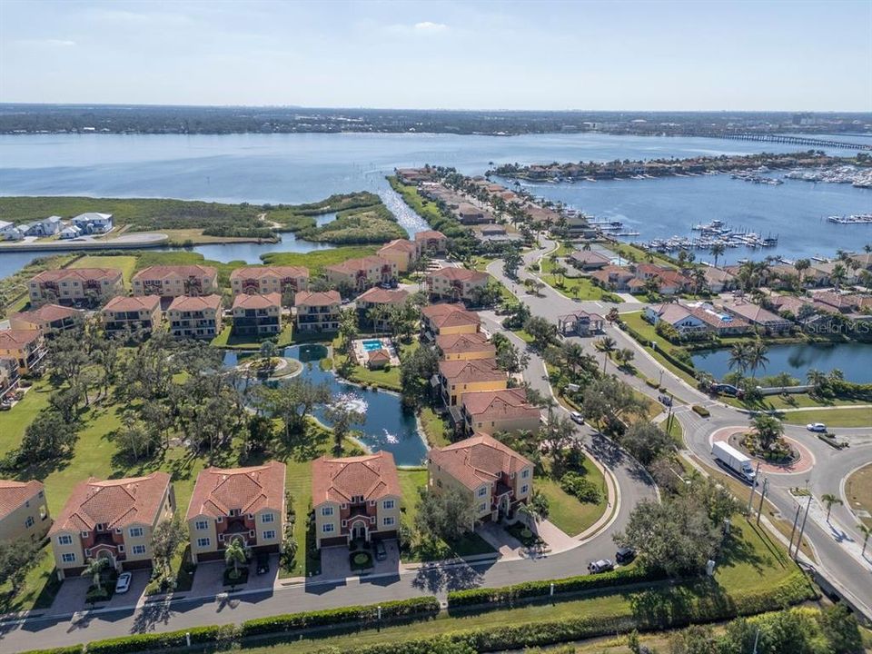 待售: $474,000 (4 贝兹, 4 浴室, 2848 平方英尺)