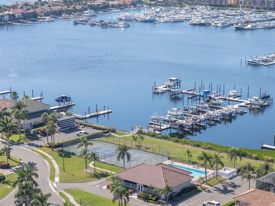 待售: $474,000 (4 贝兹, 4 浴室, 2848 平方英尺)