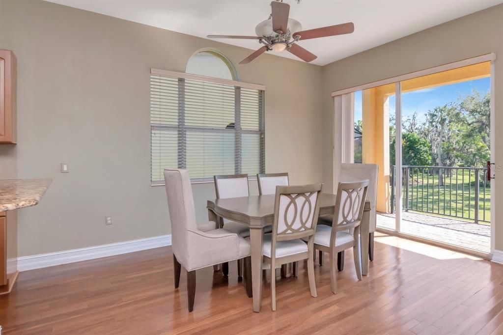 待售: $474,000 (4 贝兹, 4 浴室, 2848 平方英尺)