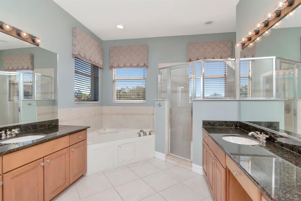 待售: $474,000 (4 贝兹, 4 浴室, 2848 平方英尺)