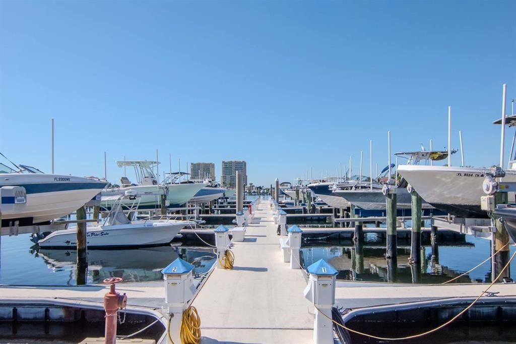 For Sale: $464,000 (4 beds, 4 baths, 2848 Square Feet)