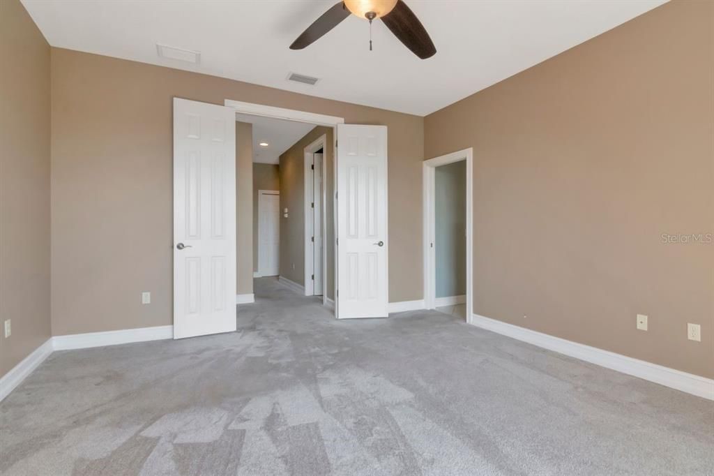 待售: $474,000 (4 贝兹, 4 浴室, 2848 平方英尺)