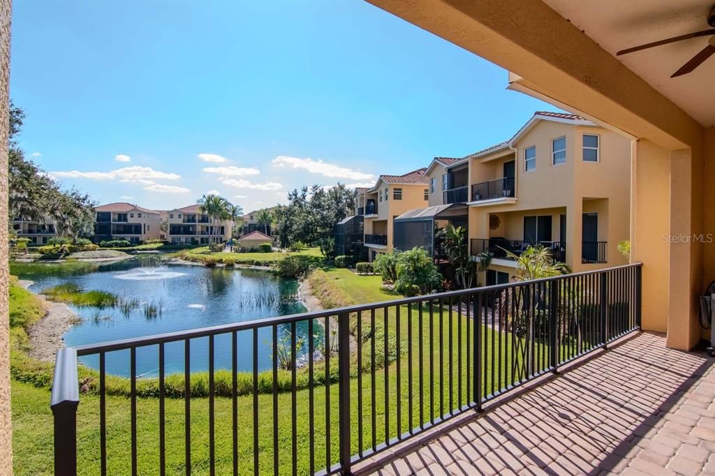 待售: $474,000 (4 贝兹, 4 浴室, 2848 平方英尺)