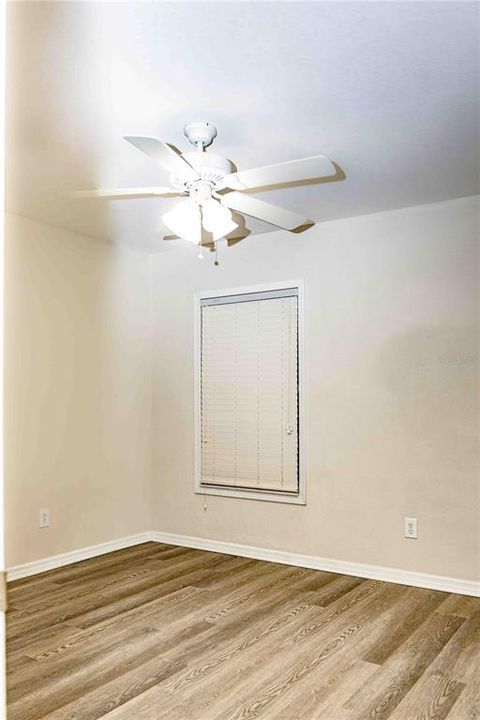 На продажу: $355,000 (3 спален, 2 ванн, 1834 Квадратных фут)