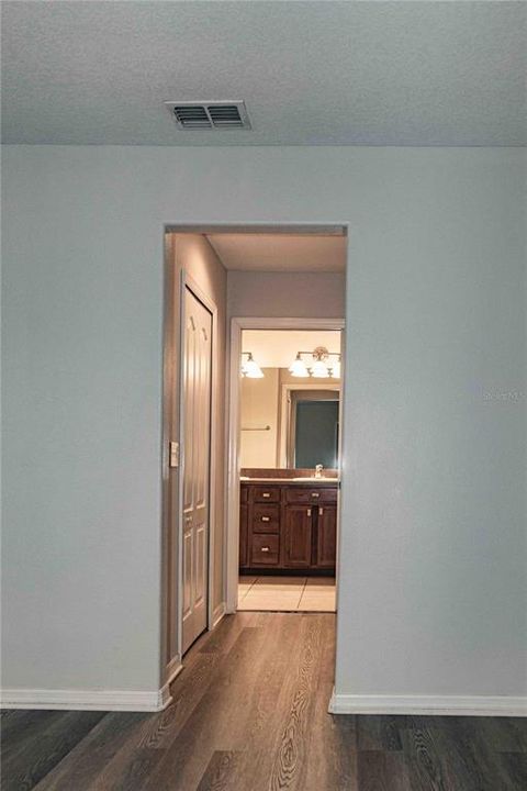 На продажу: $355,000 (3 спален, 2 ванн, 1834 Квадратных фут)