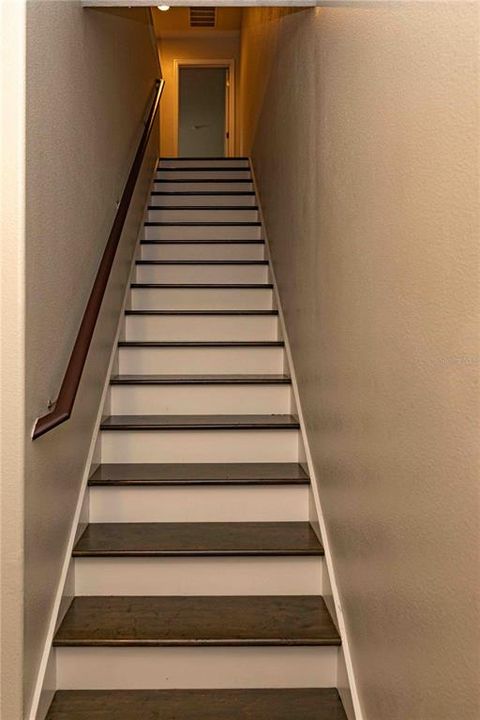 На продажу: $355,000 (3 спален, 2 ванн, 1834 Квадратных фут)