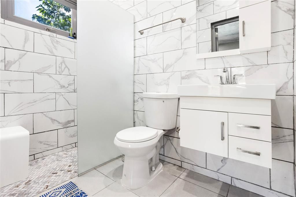 На продажу: $1,890,000 (4 спален, 3 ванн, 2000 Квадратных фут)