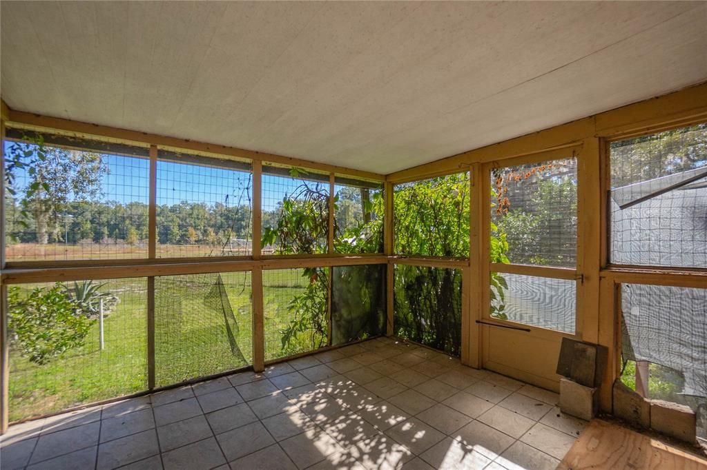 For Sale: $200,000 (3 beds, 2 baths, 1802 Square Feet)