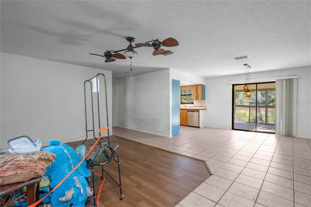 For Sale: $200,000 (3 beds, 2 baths, 1802 Square Feet)