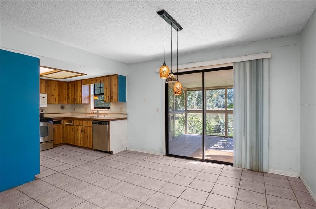 For Sale: $200,000 (3 beds, 2 baths, 1802 Square Feet)