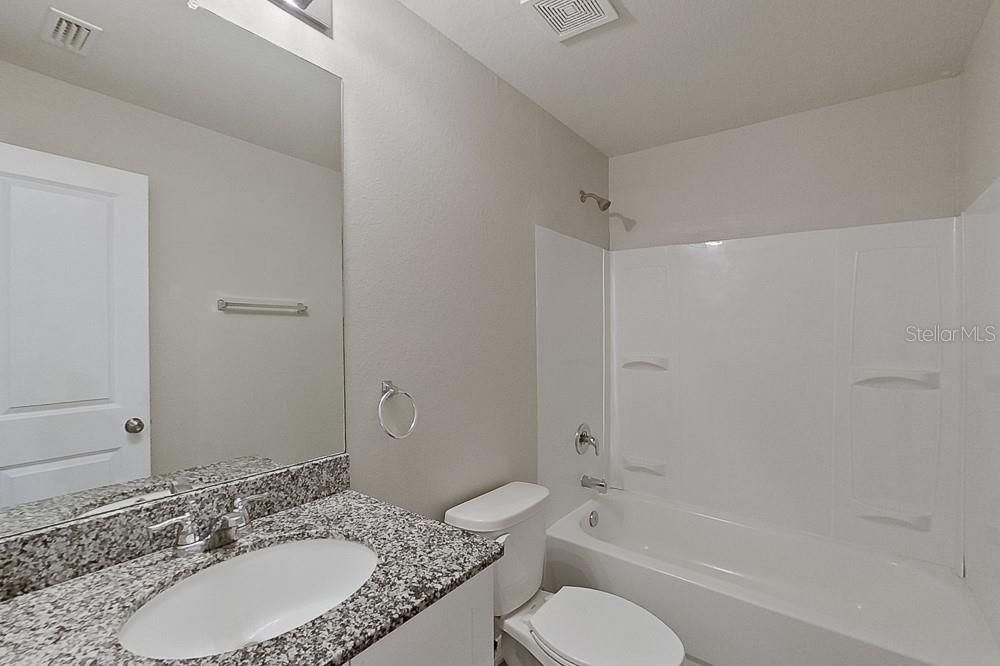 В аренду: $1,690 (3 спален, 2 ванн, 1400 Квадратных фут)