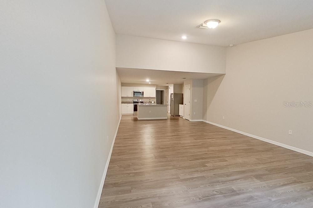 В аренду: $1,690 (3 спален, 2 ванн, 1400 Квадратных фут)