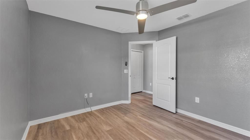 For Sale: $349,000 (4 beds, 2 baths, 1787 Square Feet)