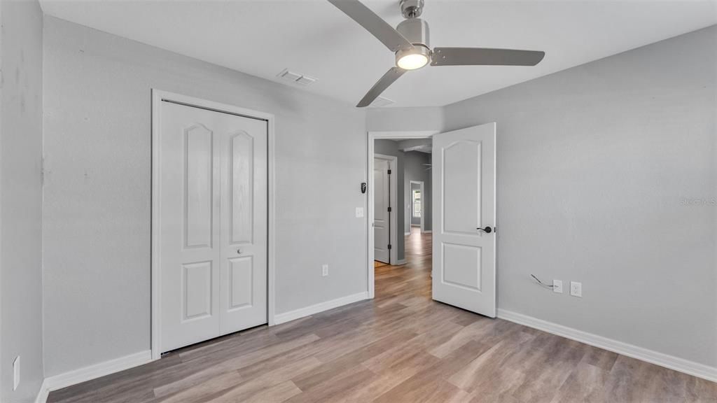 For Sale: $349,000 (4 beds, 2 baths, 1787 Square Feet)