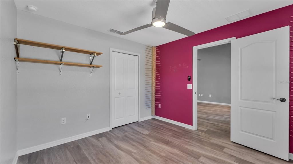 For Sale: $349,000 (4 beds, 2 baths, 1787 Square Feet)