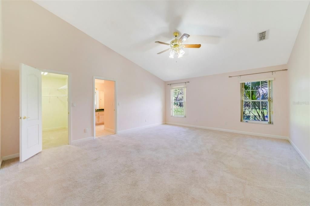 For Sale: $519,000 (3 beds, 3 baths, 2312 Square Feet)