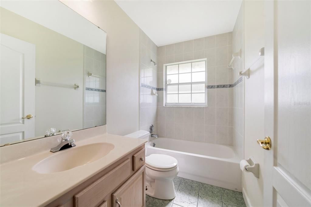 For Sale: $519,000 (3 beds, 3 baths, 2312 Square Feet)