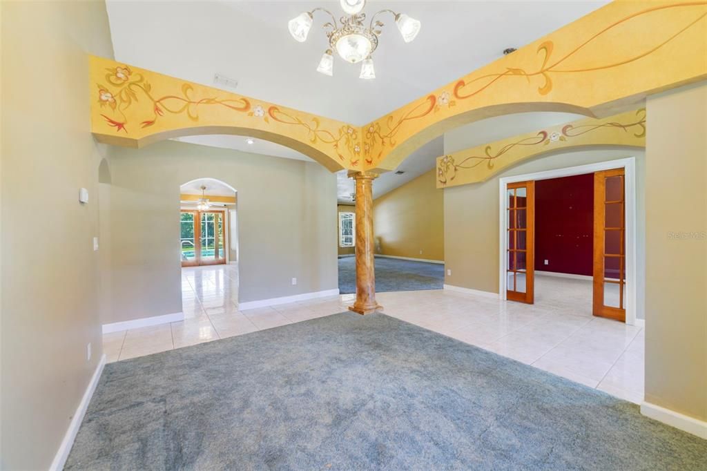 For Sale: $519,000 (3 beds, 3 baths, 2312 Square Feet)