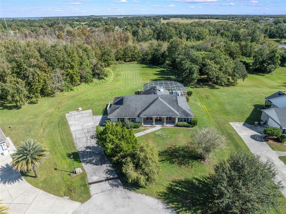 For Sale: $519,000 (3 beds, 3 baths, 2312 Square Feet)