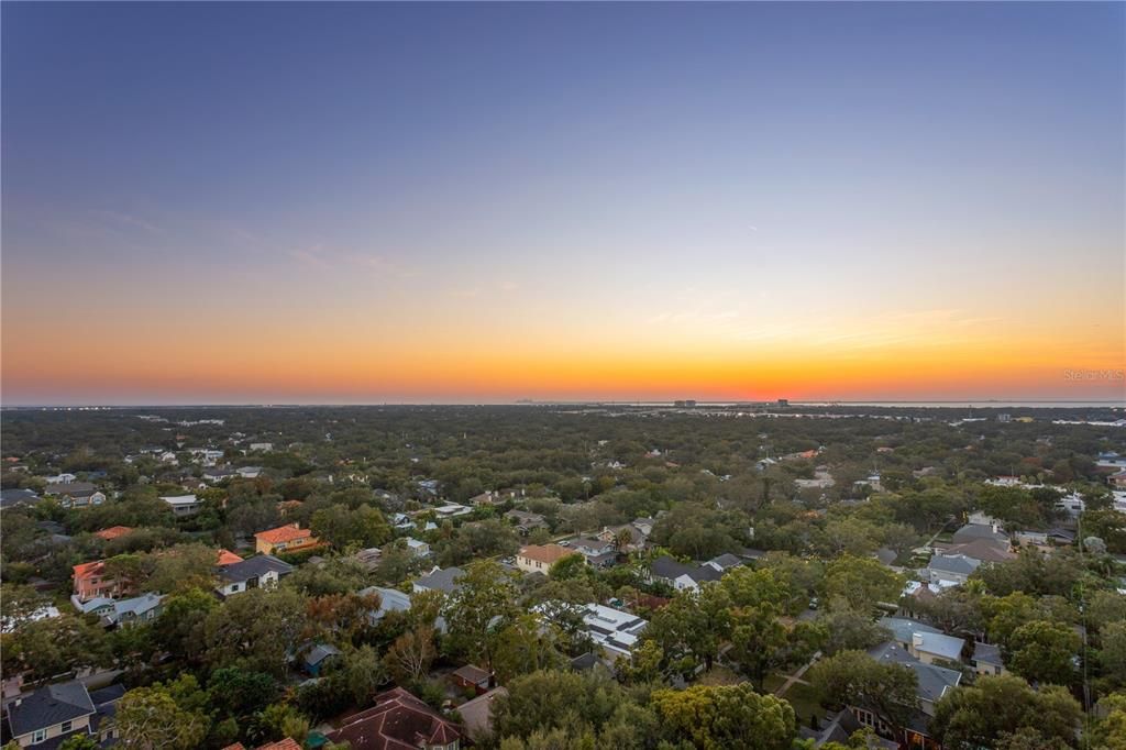 На продажу: $1,950,000 (3 спален, 3 ванн, 2776 Квадратных фут)