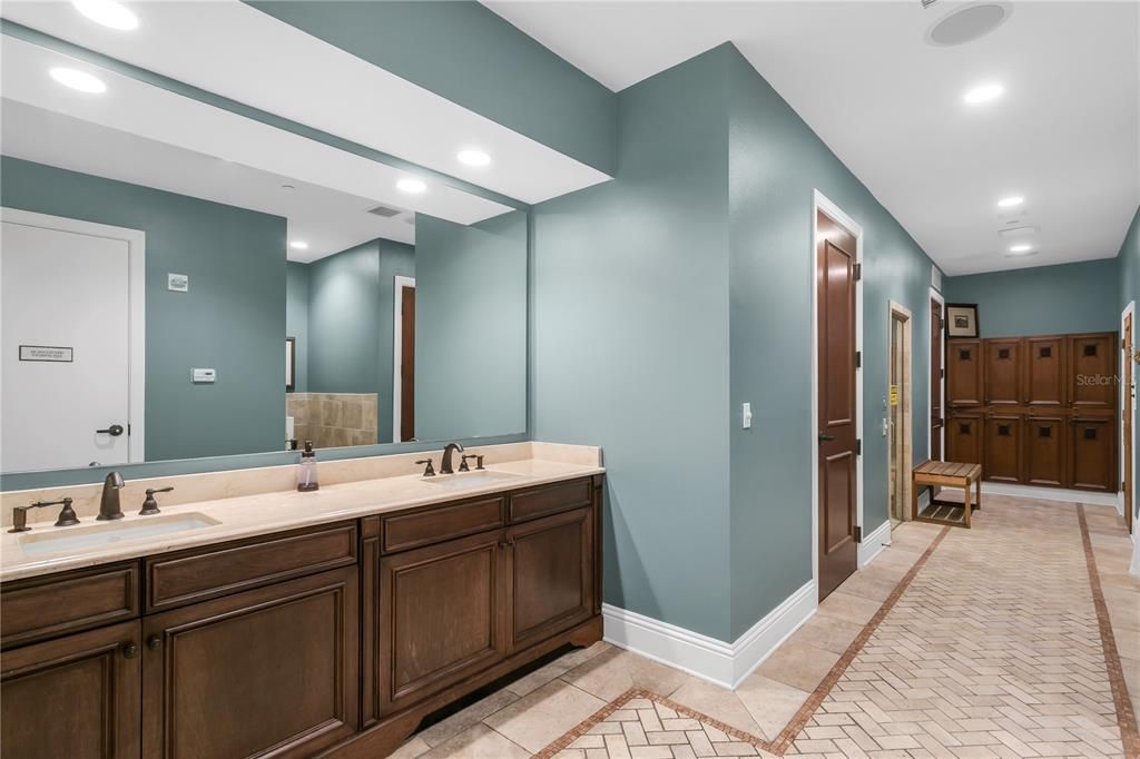 На продажу: $1,950,000 (3 спален, 3 ванн, 2776 Квадратных фут)