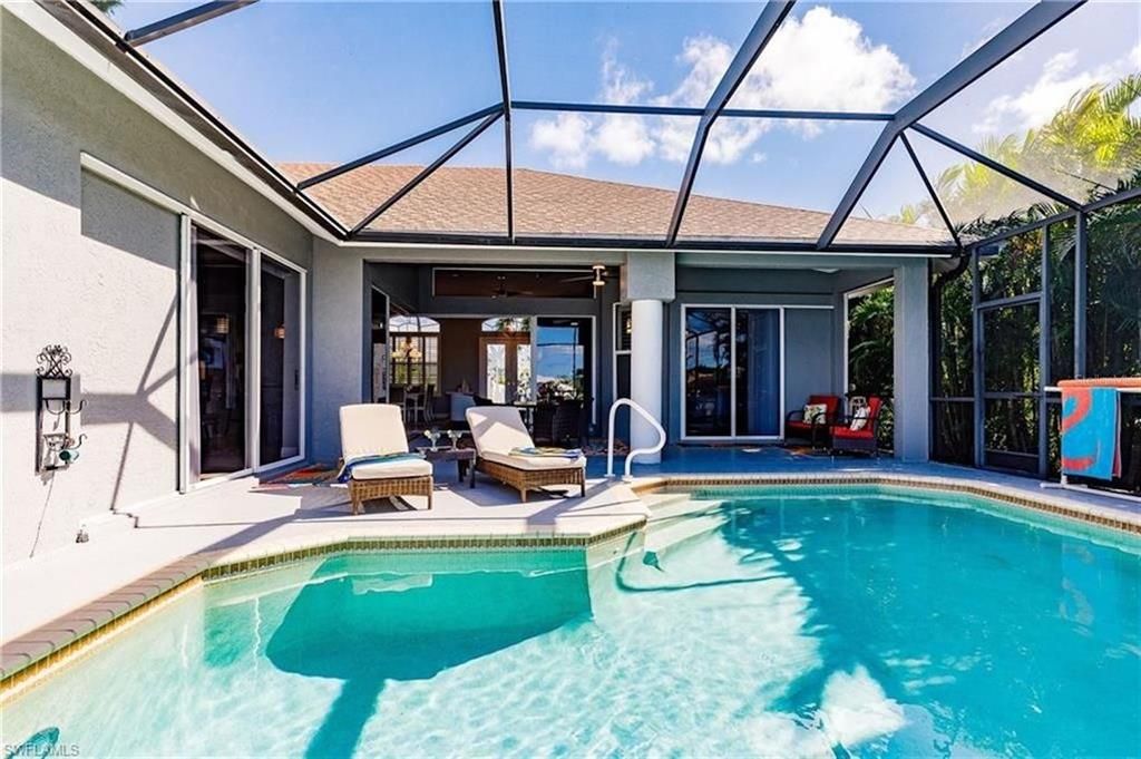 На продажу: $895,000 (4 спален, 3 ванн, 2446 Квадратных фут)