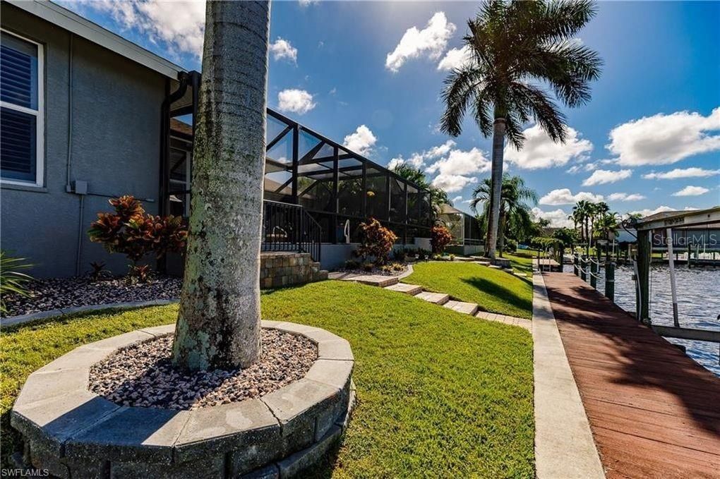 На продажу: $895,000 (4 спален, 3 ванн, 2446 Квадратных фут)