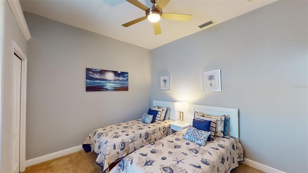 На продажу: $895,000 (4 спален, 3 ванн, 2446 Квадратных фут)