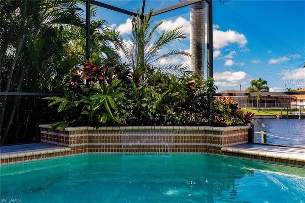 На продажу: $895,000 (4 спален, 3 ванн, 2446 Квадратных фут)