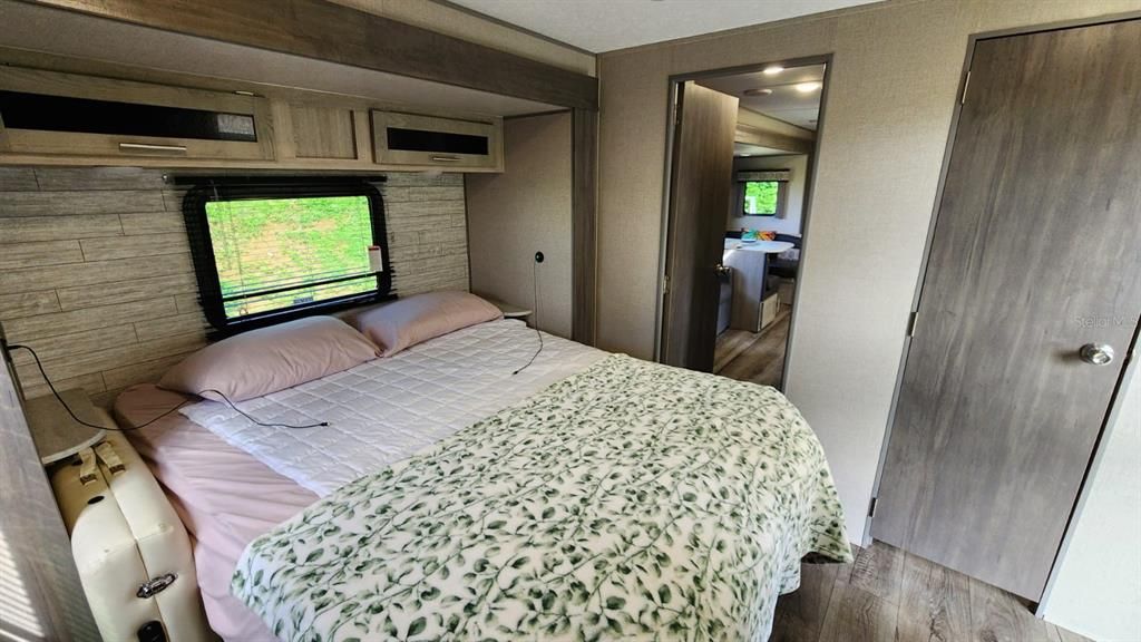 На продажу: $125,000 (0.25 acres)