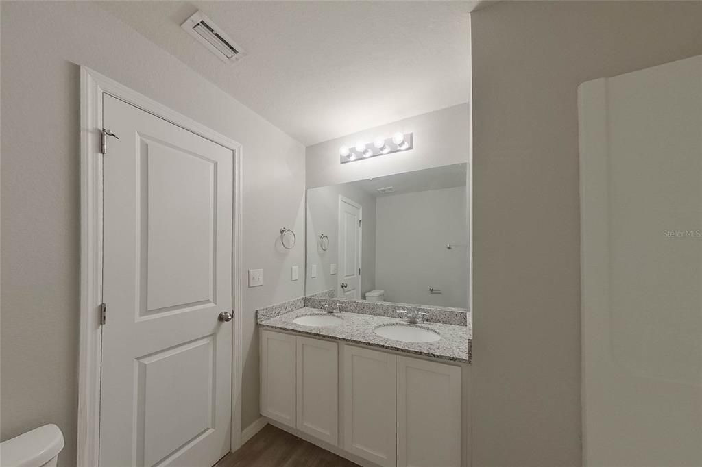 В аренду: $1,590 (2 спален, 2 ванн, 1120 Квадратных фут)