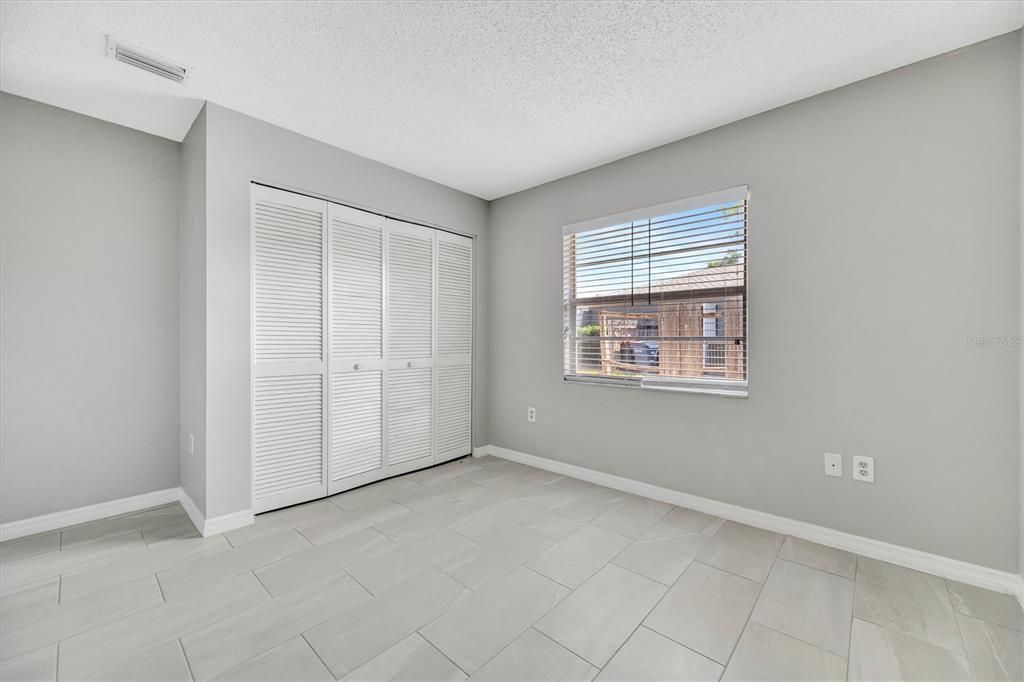 Activo con contrato: $435,000 (3 camas, 2 baños, 1424 Pies cuadrados)