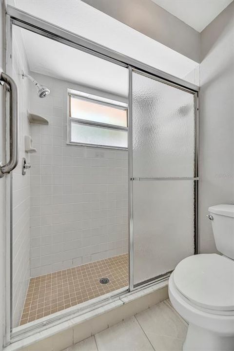 Activo con contrato: $435,000 (3 camas, 2 baños, 1424 Pies cuadrados)