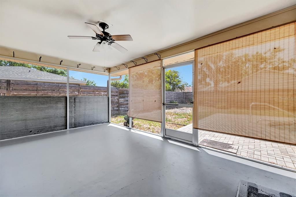 Activo con contrato: $435,000 (3 camas, 2 baños, 1424 Pies cuadrados)