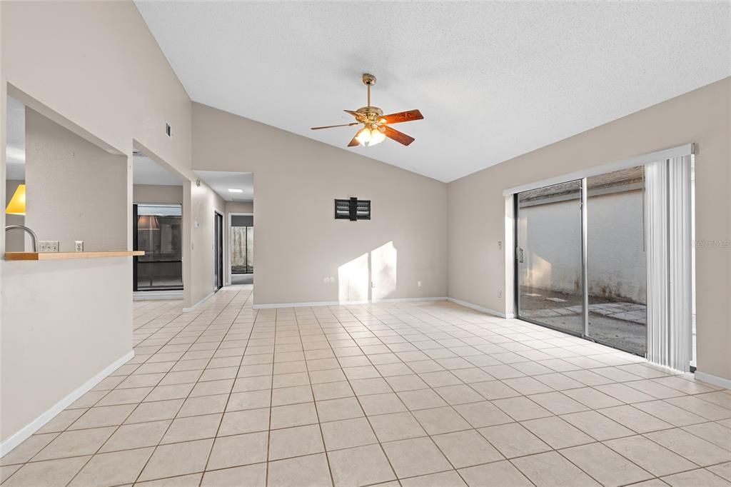 Active With Contract: $249,000 (3 beds, 2 baths, 1515 Square Feet)