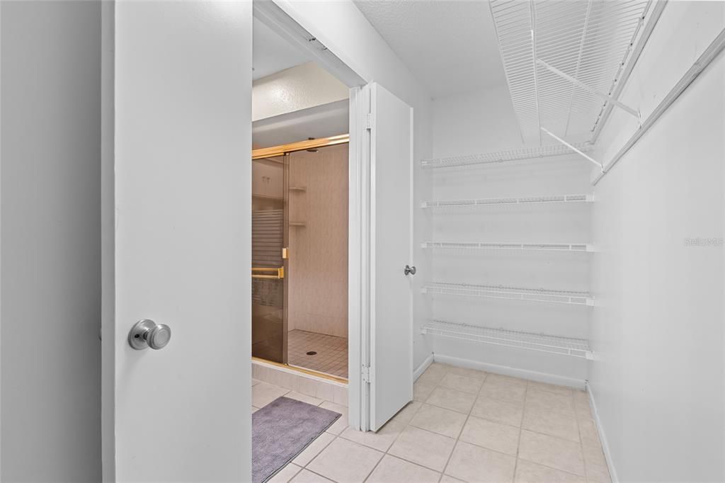 Active With Contract: $249,000 (3 beds, 2 baths, 1515 Square Feet)