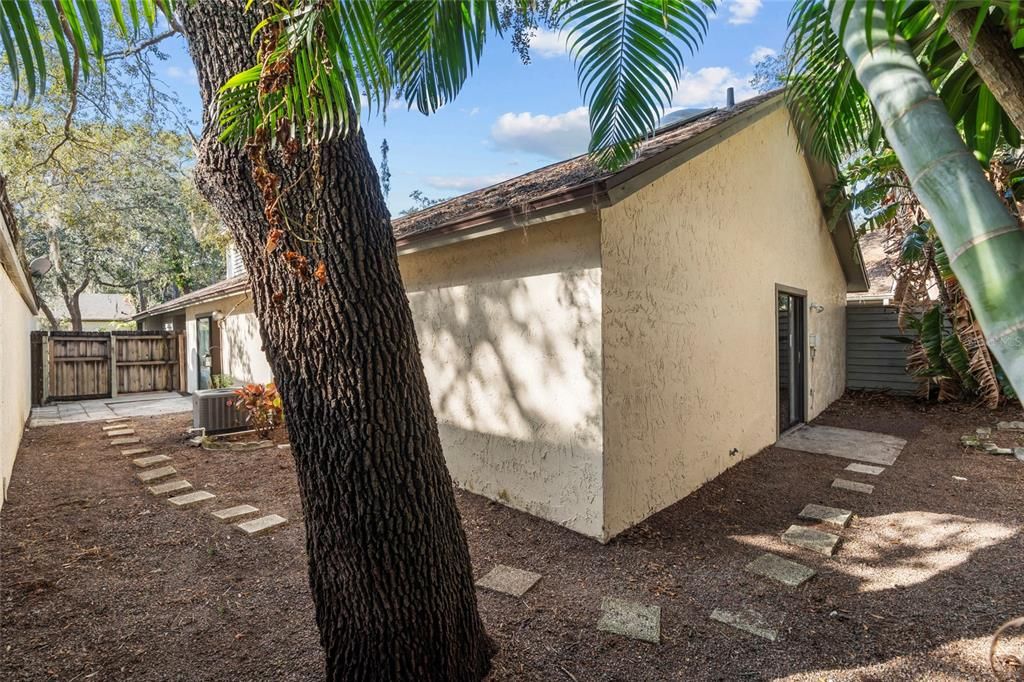 Active With Contract: $249,000 (3 beds, 2 baths, 1515 Square Feet)