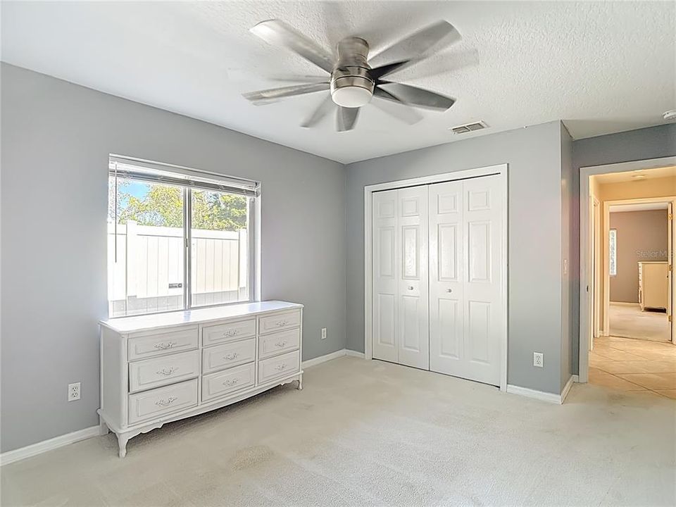 待售: $525,000 (4 贝兹, 2 浴室, 2165 平方英尺)