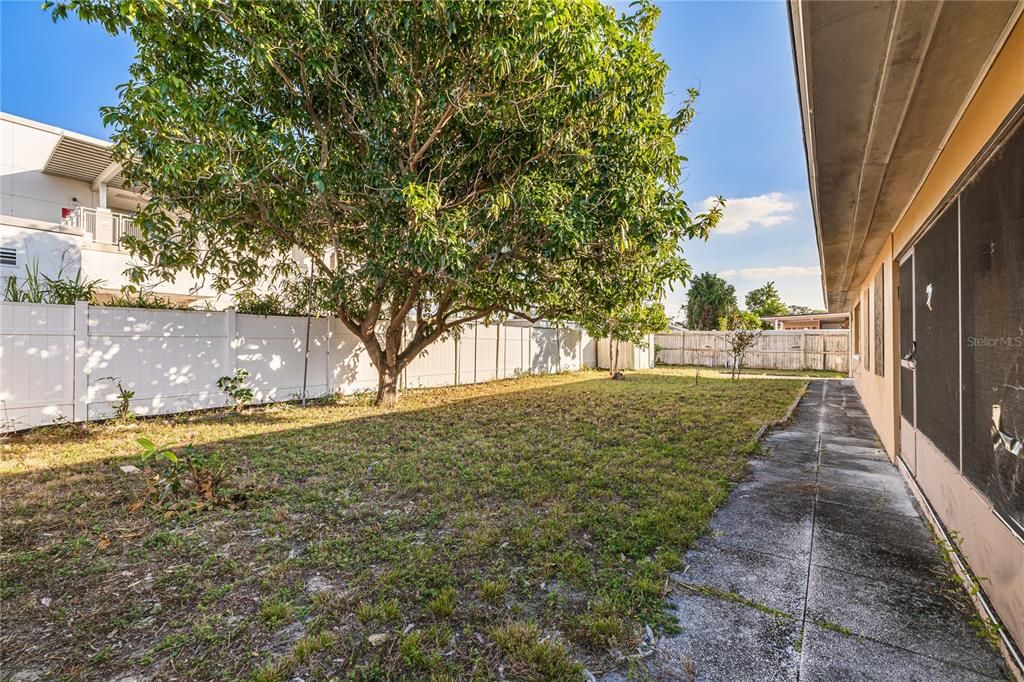 待售: $449,500 (4 贝兹, 2 浴室, 1675 平方英尺)