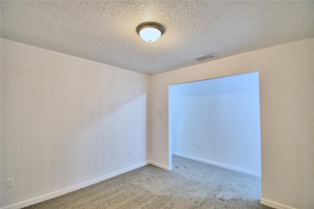 На продажу: $197,500 (2 спален, 2 ванн, 1496 Квадратных фут)