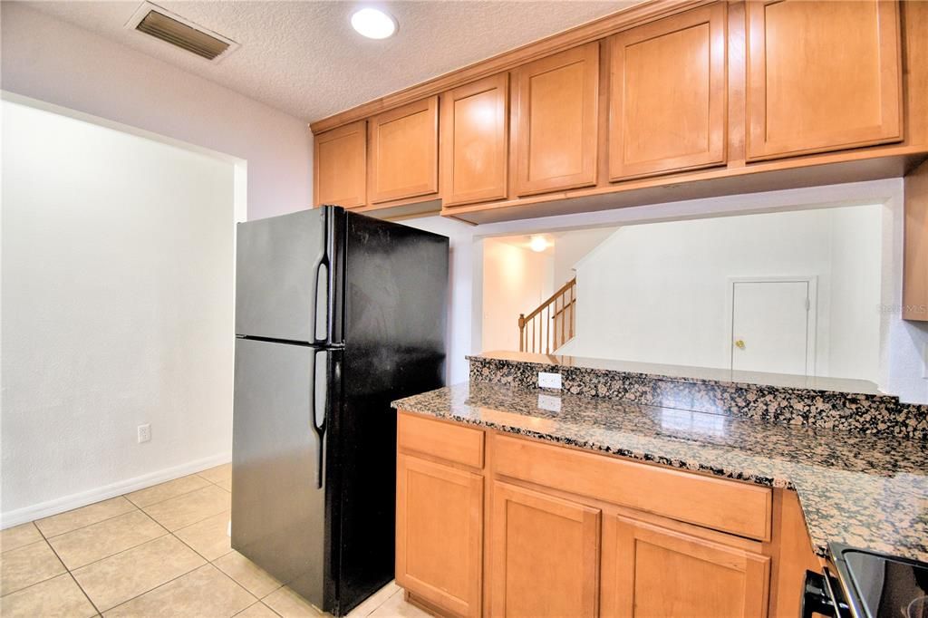 На продажу: $197,500 (2 спален, 2 ванн, 1496 Квадратных фут)