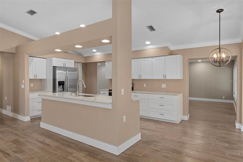 待售: $435,000 (3 贝兹, 2 浴室, 2406 平方英尺)