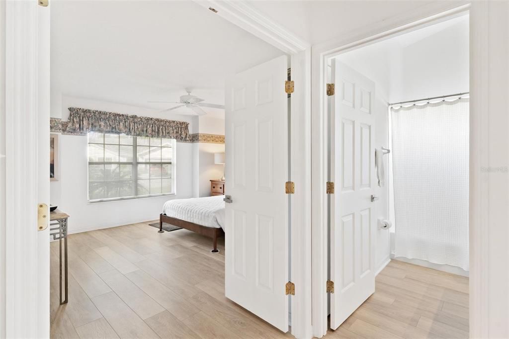 For Sale: $329,000 (3 beds, 2 baths, 2077 Square Feet)