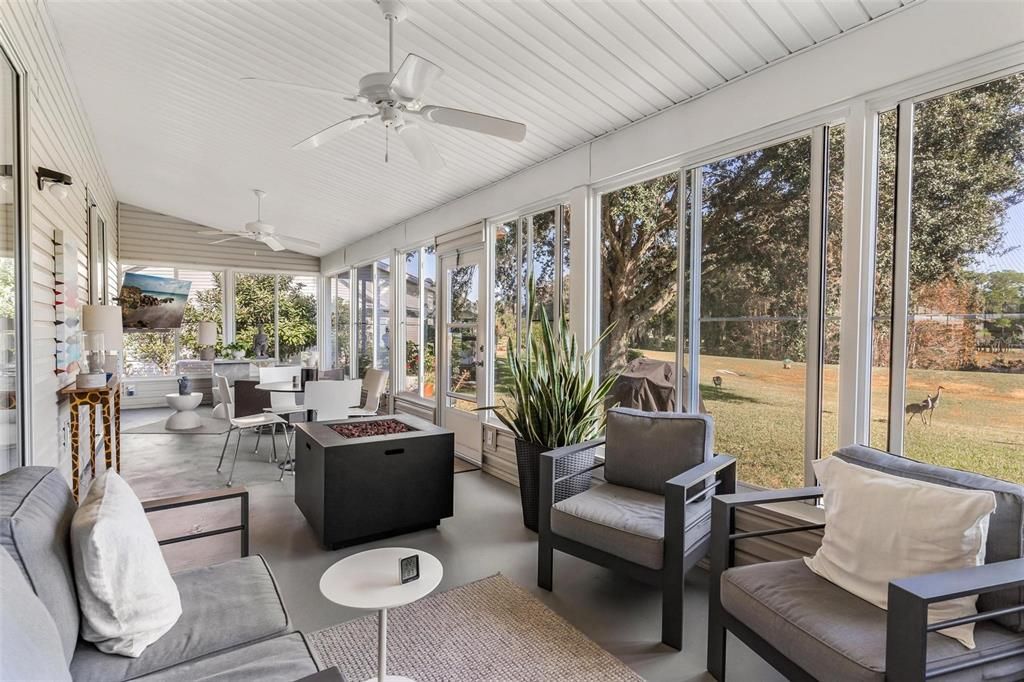 For Sale: $329,000 (3 beds, 2 baths, 2077 Square Feet)