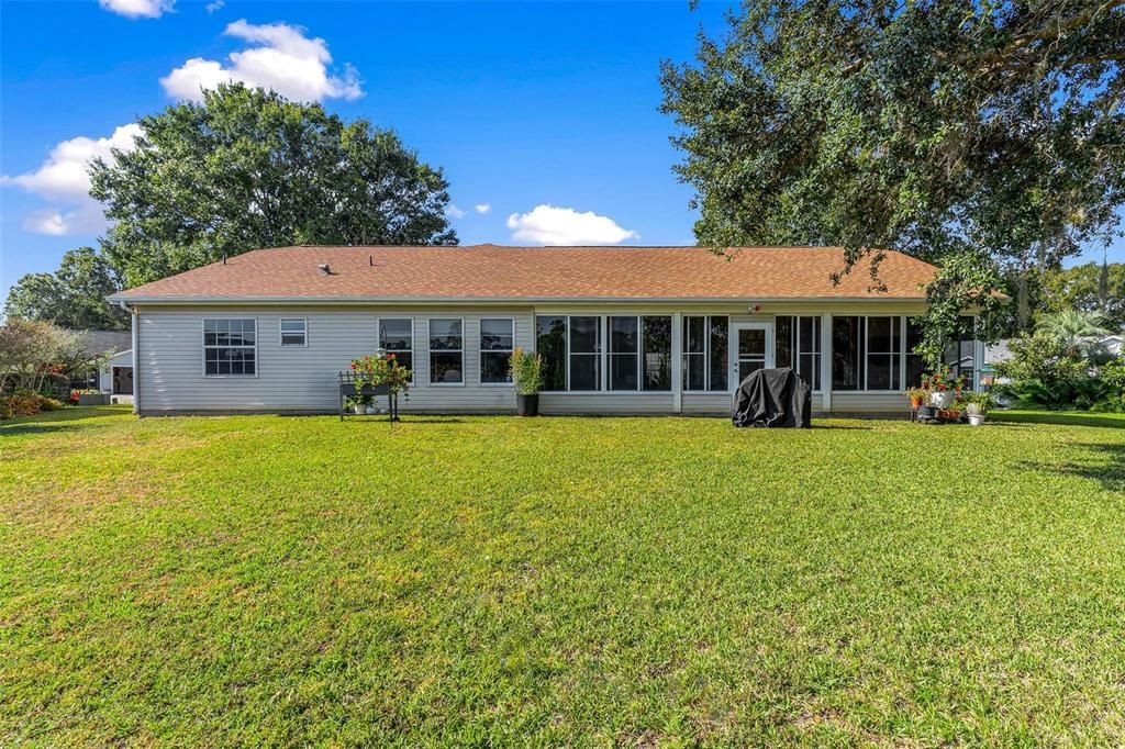 For Sale: $329,000 (3 beds, 2 baths, 2077 Square Feet)